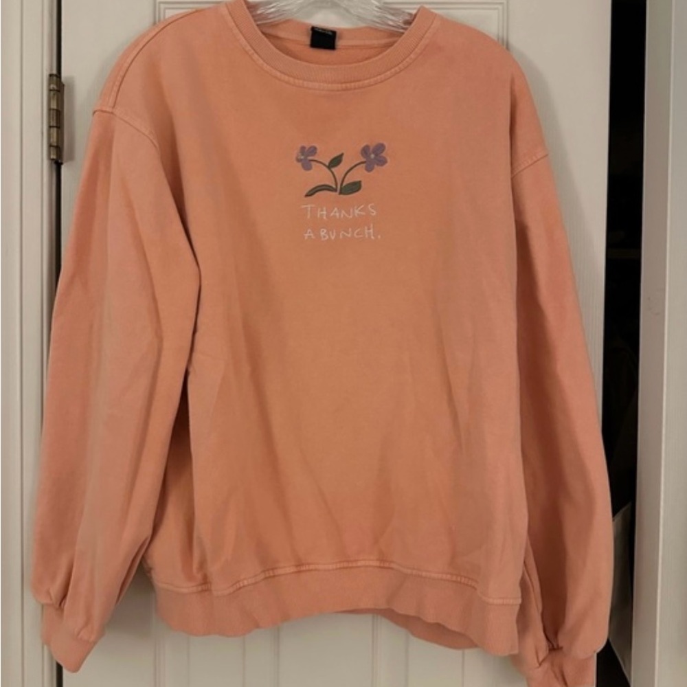 Urban Outfitters “Thanks a Bunch” Peach Crewneck with Floral Embroidery. Size M. - Picture 6 of 9